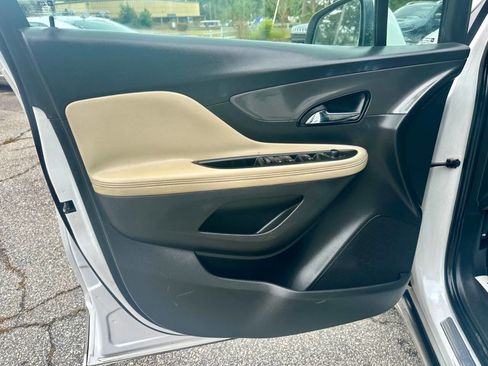 Used 2017 Buick Encore Preferred image 11