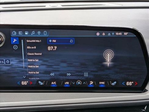 New 2026 Chevrolet Traverse LT w/ Driver Confidence Package image 11