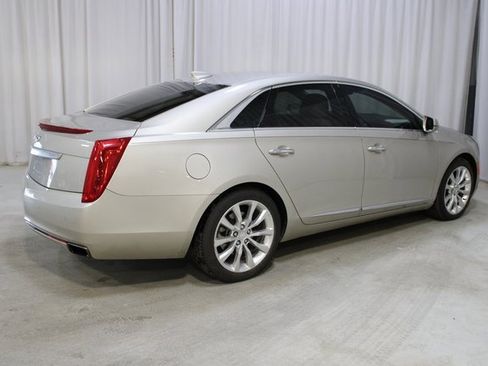 Used 2016 Cadillac XTS Luxury image 6