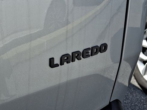 New 2026 Jeep Cherokee Laredo image 6