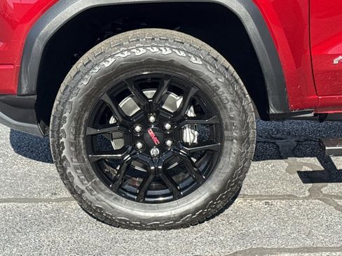 New 2026 GMC Canyon AT4 w/ Technology Plus Package AWD/4WD image 16