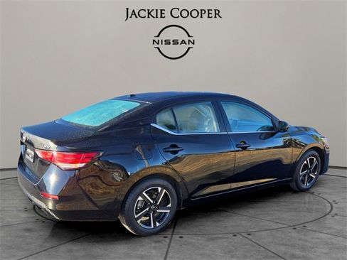 Certified 2024 Nissan Sentra SV image 5