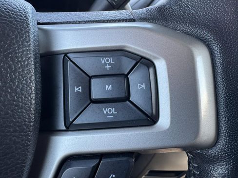 Used 2018 Ford F150 Lariat image 17