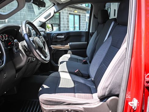 Used 2022 Chevrolet Silverado 1500 RST AWD/4WD image 9