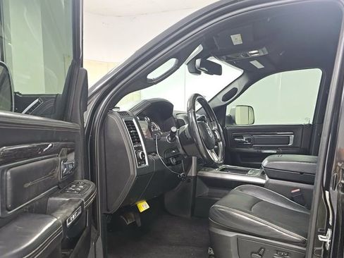 Used 2018 RAM 3500 Laramie Longhorn AWD/4WD image 5