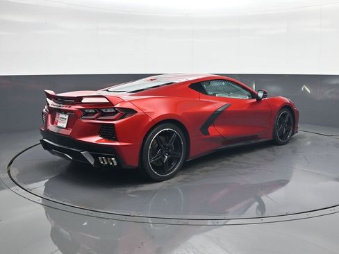 Used 2021 Chevrolet Corvette Stingray Premium Cpe w/ Z51 Performance Package image 7