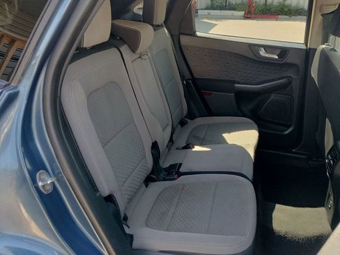 Used 2020 Ford Escape SE image 37