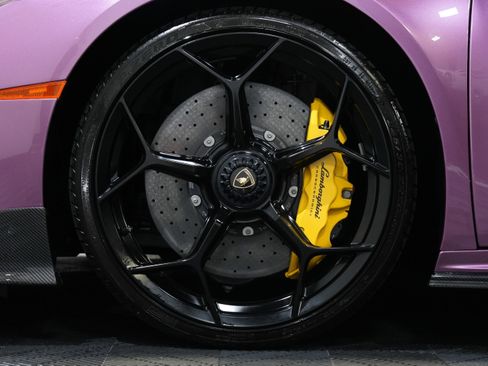 Used 2024 Lamborghini Huracan EVO image 67