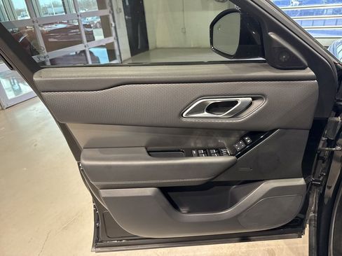 Used 2021 Land Rover Range Rover Velar S image 13