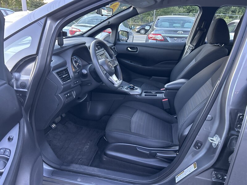 Used 2019 Nissan Leaf S w/ S Charge Package FWD image 9