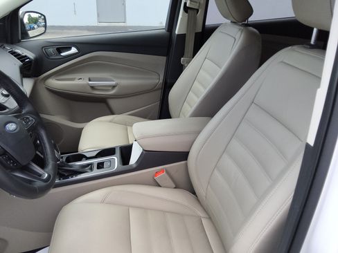 Used 2018 Ford Escape SEL FWD image 12