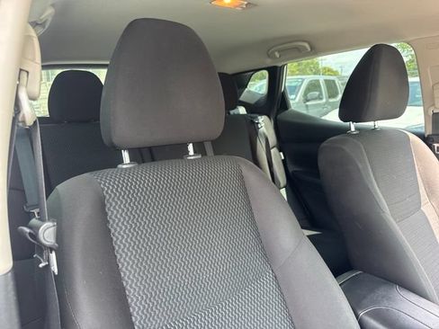 Used 2020 Nissan Rogue Sport S AWD/4WD image 23
