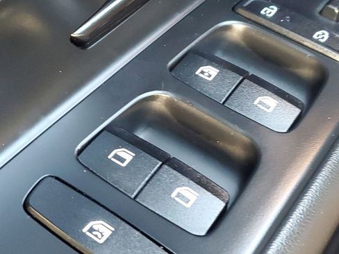 Used 2025 Hyundai Elantra Sport image 31