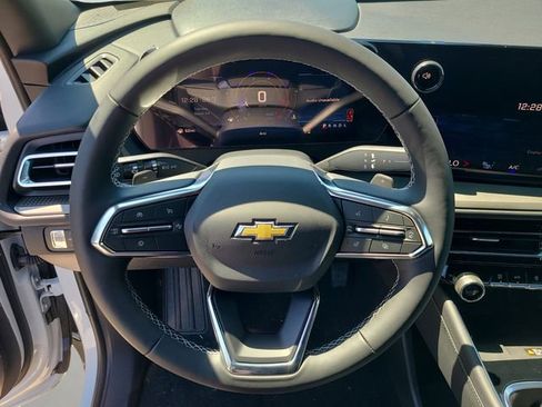 New 2026 Chevrolet Traverse LT image 25