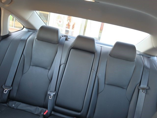 Used 2024 Honda Accord Touring image 18