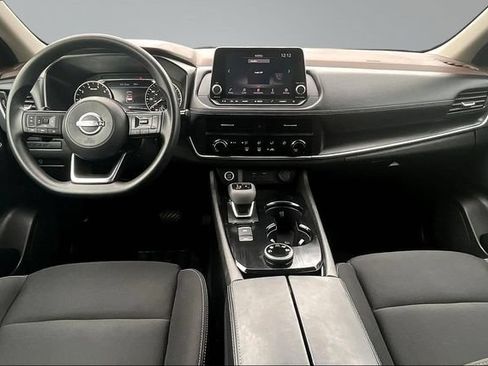 Used 2023 Nissan Rogue S AWD/4WD image 7
