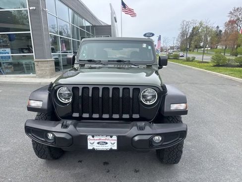 Used 2021 Jeep Wrangler Willys AWD/4WD image 3