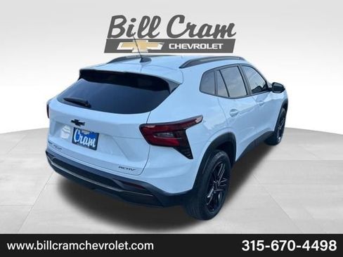 Used 2024 Chevrolet Trax ACTIV w/ Driver Confidence Package image 36