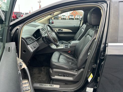 Used 2014 Lincoln MKX AWD w/ Equipment Group 102A image 18