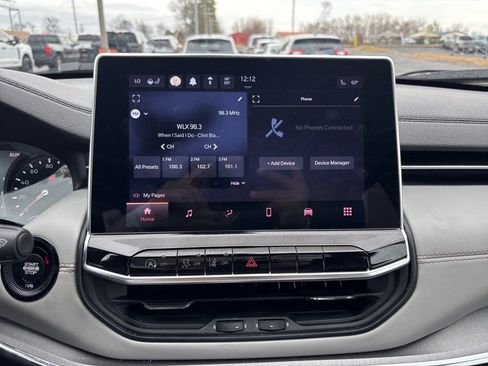 Used 2022 Jeep Compass Limited image 26