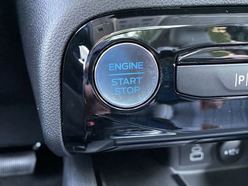 New 2025 Ford Escape SE w/ PHEV Premium Package image 36