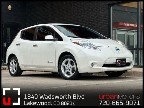 Used 2013 Nissan Leaf SV w/ LED & Quick Charge Pkg image 1