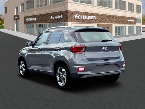 New 2026 Hyundai Venue SEL image 5