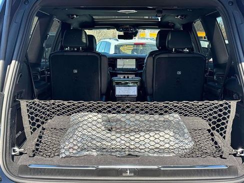 New 2026 Jeep Grand Wagoneer Summit image 5