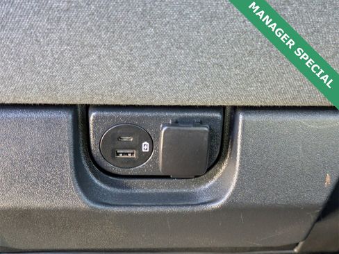 Used 2023 Ford F150 XLT image 14