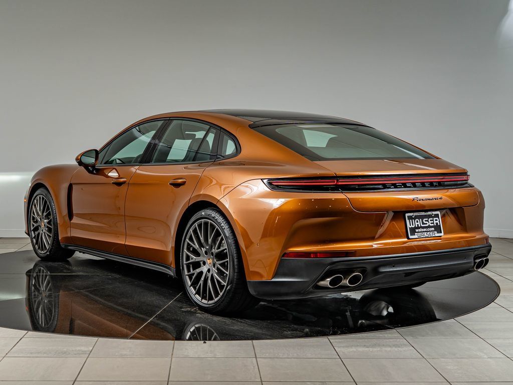 Certified 2024 Porsche Panamera 4 AWD/4WD image 3