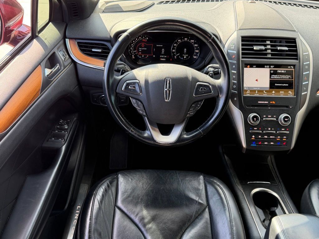 Used 2017 Lincoln MKC Reserve FWD image 9