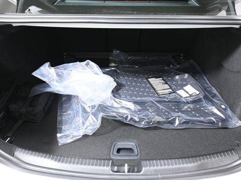 Certified 2026 Mercedes-Benz C 300 4MATIC Sedan image 33