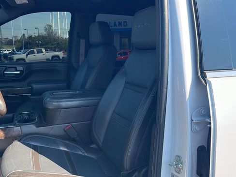Used 2020 GMC Sierra 2500 Denali w/ Denali Ultimate Package AWD/4WD image 21