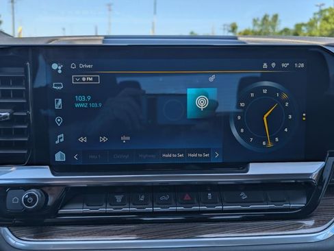 Used 2024 Chevrolet Silverado 3500 LT w/ Convenience Package AWD/4WD image 22