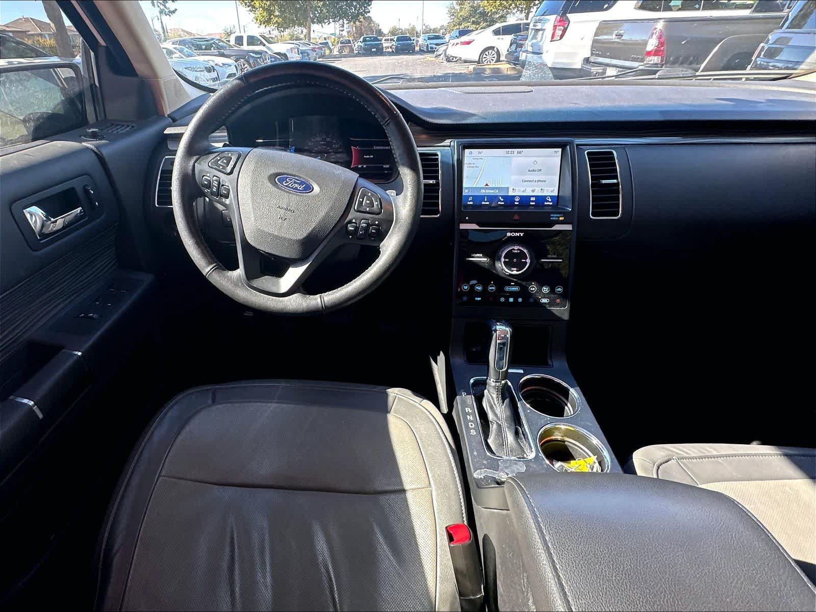 Used 2018 Ford Flex Limited w/ Equipment Group 303A AWD/4WD image 10