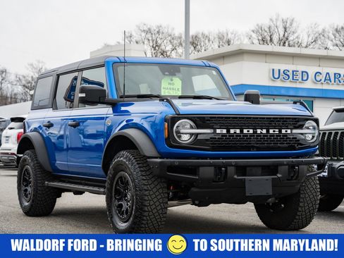 Used 2023 Ford Bronco Wildtrak image 1
