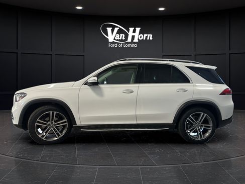 Used 2022 Mercedes-Benz GLE 350 4MATIC image 4