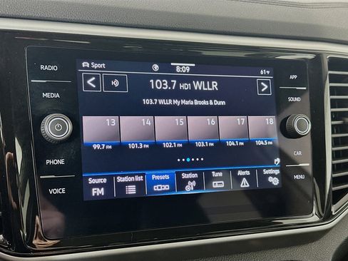 Used 2023 Volkswagen Atlas SE w/ Panoramic Sunroof Package AWD/4WD image 14