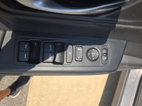 Certified 2024 Honda CR-V EX image 12