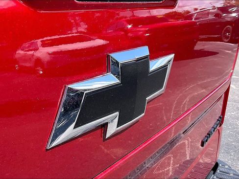 Used 2021 Chevrolet Silverado 1500 Custom w/ LPO, Dark Essentials Package RWD image 9