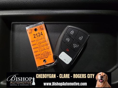 Used 2024 Chevrolet Silverado 1500 LT image 28