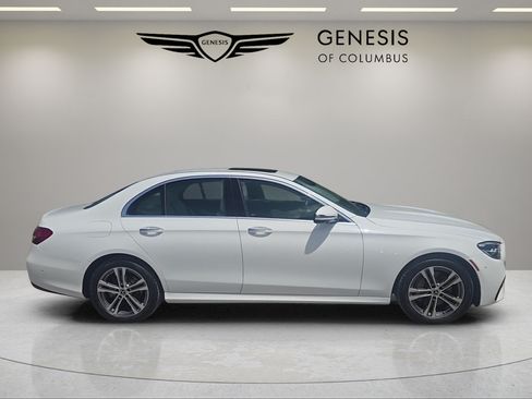 Used 2022 Mercedes-Benz E 350 4MATIC Sedan image 6