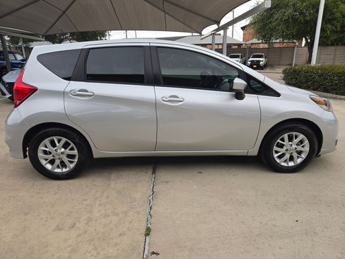 Used 2017 Nissan Versa Note SV w/ SV Appearance Package FWD image 2