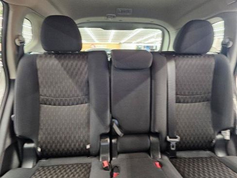 Used 2020 Nissan Rogue S AWD/4WD image 32