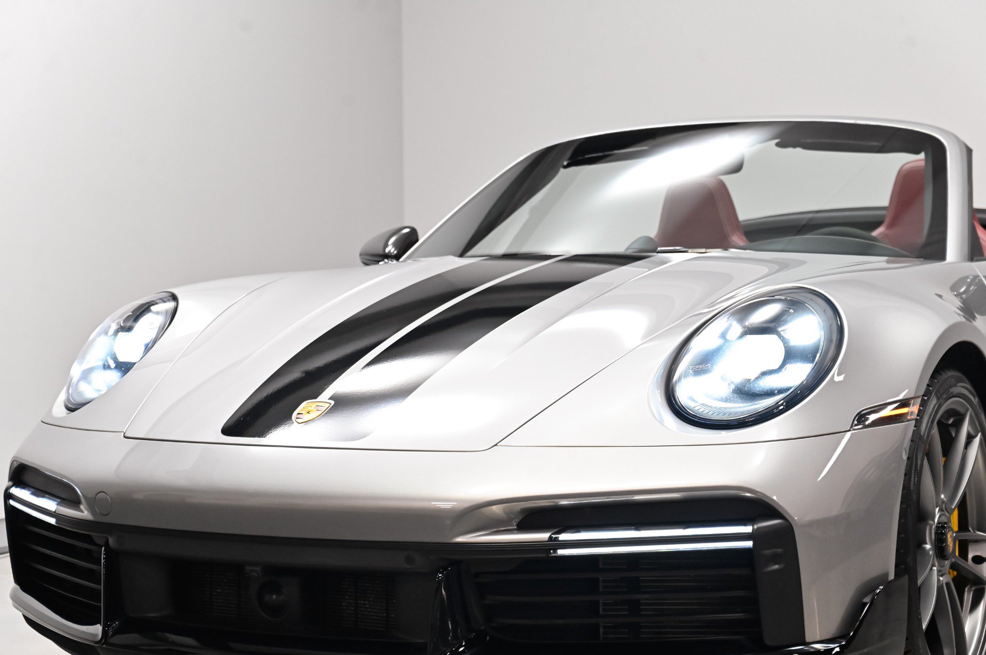 Used 2022 Porsche 911 Turbo S AWD/4WD image 50