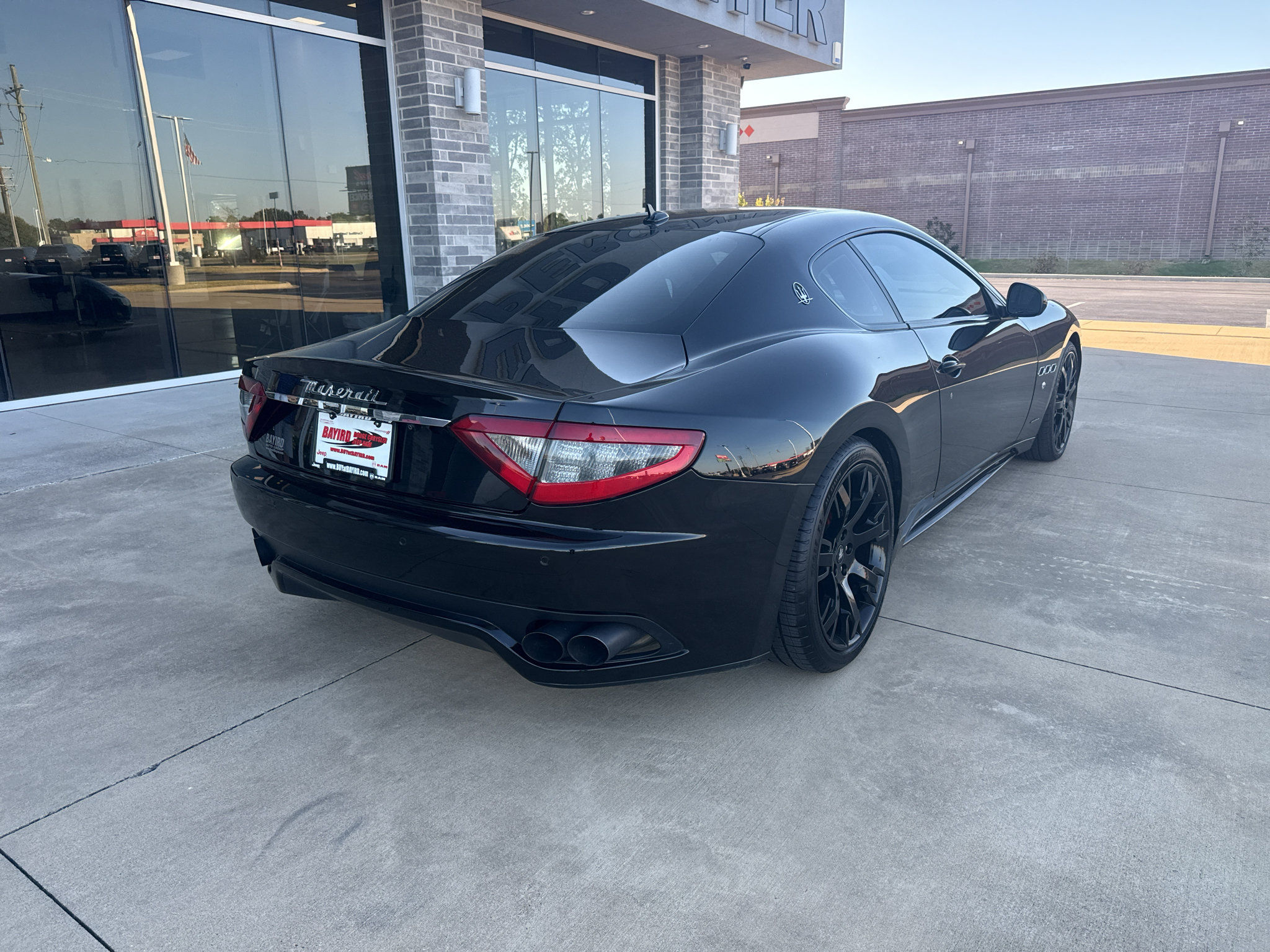 Used 2016 Maserati GranTurismo Sport RWD image 7