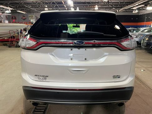 Used 2017 Ford Edge SEL w/ Equipment Group 201A AWD/4WD image 4