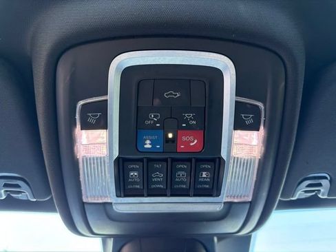 Used 2021 RAM 1500 Laramie RWD image 21