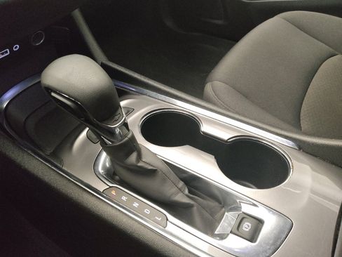 Used 2024 Chevrolet Malibu LT image 26