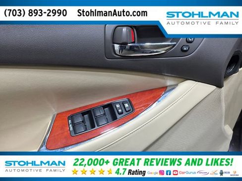 Used 2011 Lexus ES 350 w/ Preferred Accessory Package FWD image 12